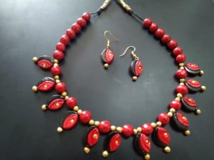 Oval Shaped Terracotta Necklace Set