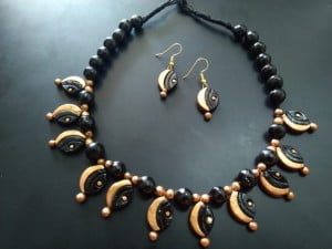 Oval Shaped Terracotta Necklace Set