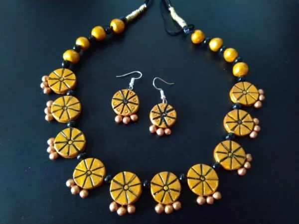 Mustard Yellow Clay Neckset