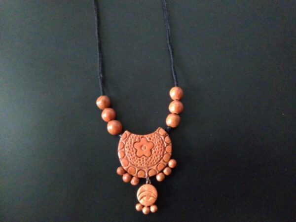 Elegant Tribal Terracotta Necklace |